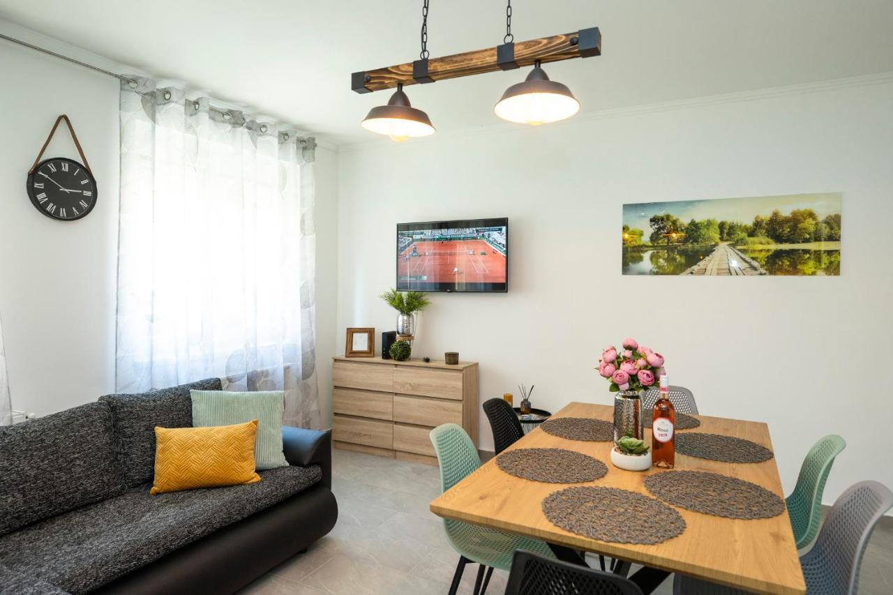 Zsendulo Apartman Apartment Eger Ngoại thất bức ảnh